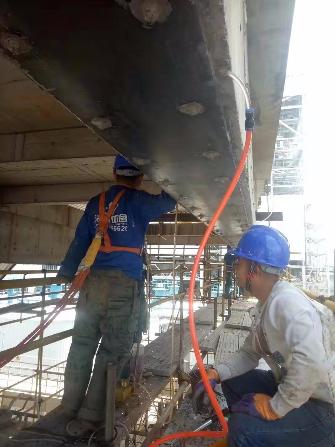 九江國電二廠粘貼鋼板加固